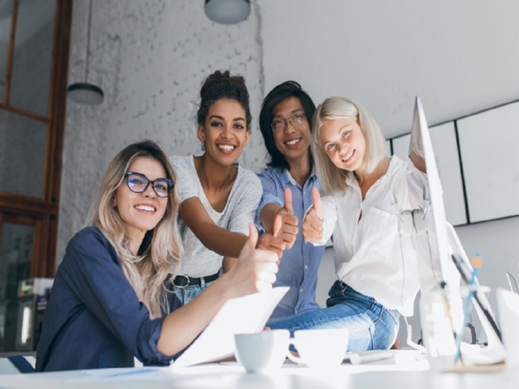 6 Keuntungan Ini Cuma Bisa Diraih Kamu yang Kerja Sebelum Lulus