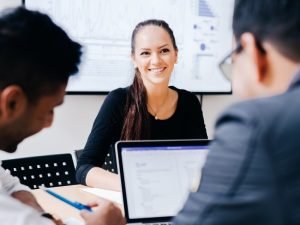 Tips Berkenalan Saat Kuliah Supaya Mudah Diingat