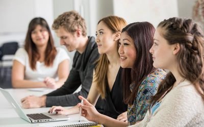 Diploma Dan Sarjana, Bagus Mana?