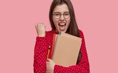 5 Perlengkapan Yang Wajib Dimiliki Oleh Mahasiswa